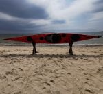 Вид зверху на каяк SeaBird XP 507 на фоні моря