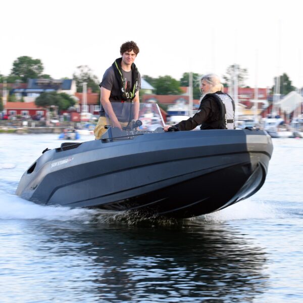 Моторная лодка SeaStorm 17 HDPE Advantage - Темно-серый
